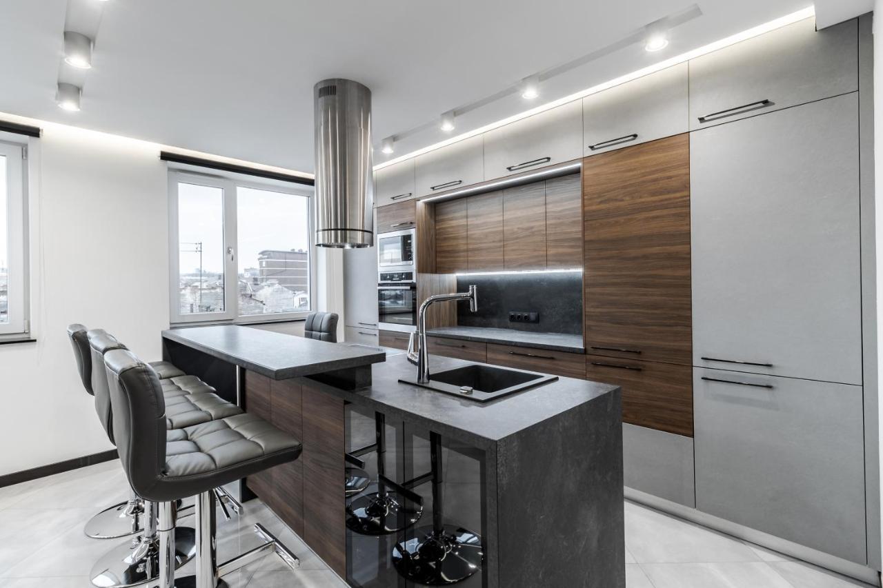 Inshiapartments On Hazova Str 5 Lviv Eksteriør bilde
