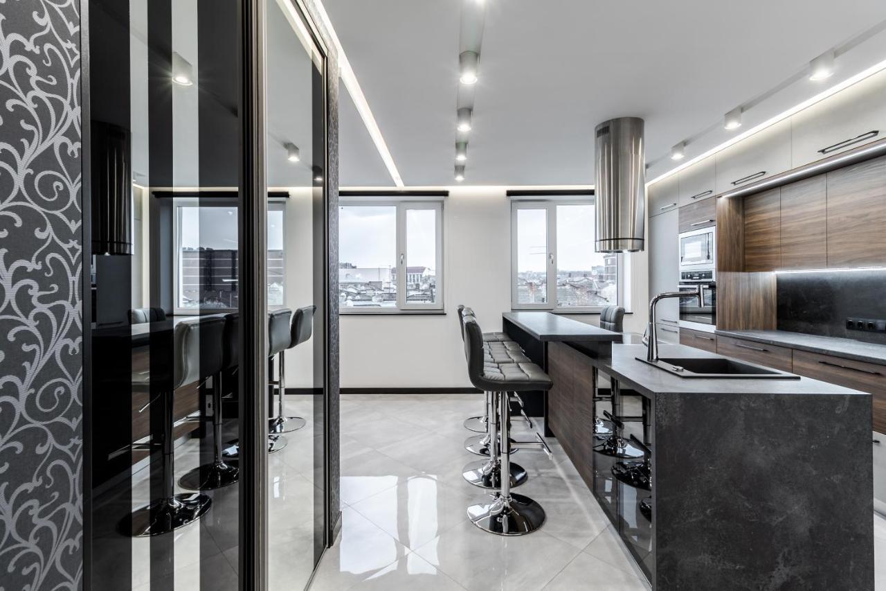 Inshiapartments On Hazova Str 5 Lviv Eksteriør bilde