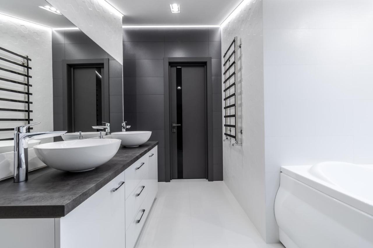 Inshiapartments On Hazova Str 5 Lviv Eksteriør bilde